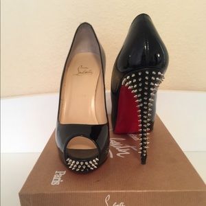 Christian Louboutin Nvps Spike Heel